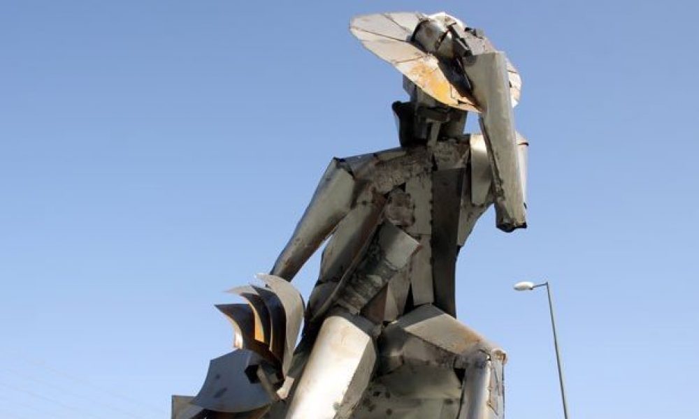 تلطیف فضای کالبدی شهر به مدد جادوی هنر