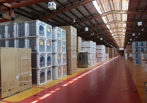 کشف ۳ سوله لوازم خانگی احتکار شده دراستان سمنان