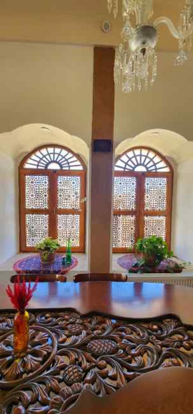 رستوران عمارت امیر اعظم سمنان