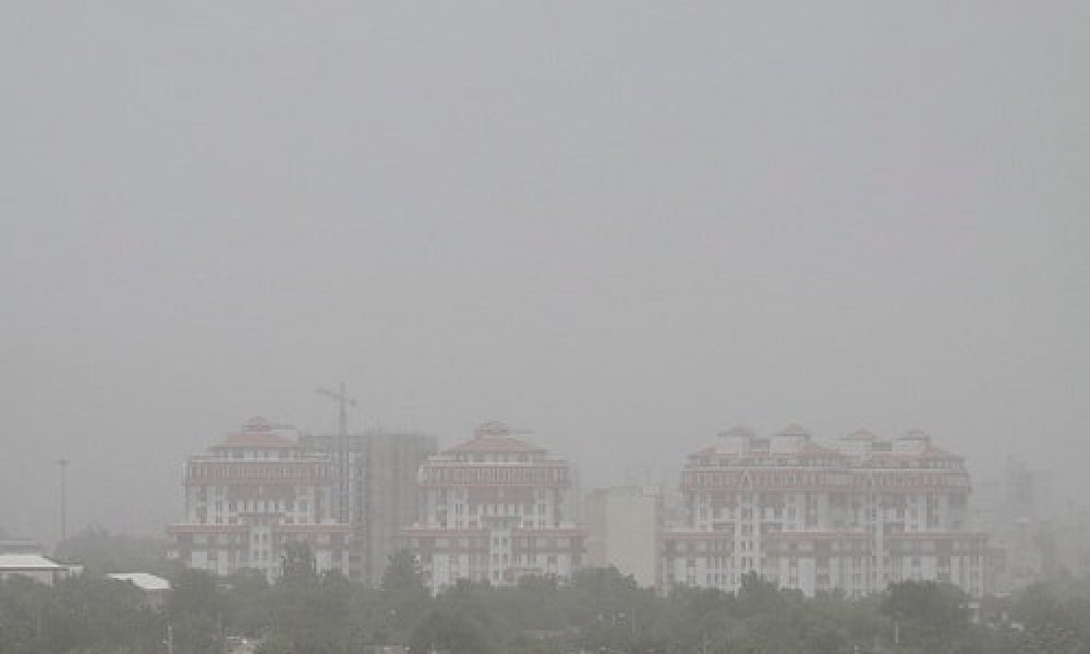 آسمان سمنان غبارآلود می‌شود