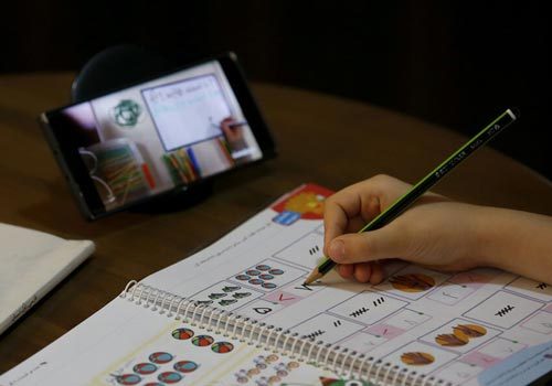 کلاس‌های درسی تلویزیون برای دانش‌آموزان ( روز شنبه ۶ اردیبهشت)