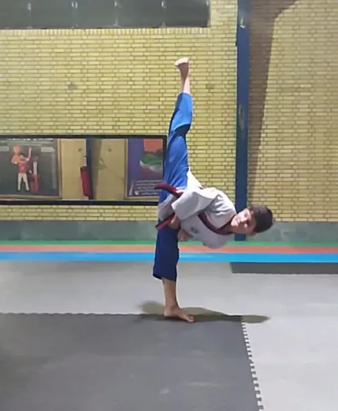 تکواندو سمنان آقای دولتی