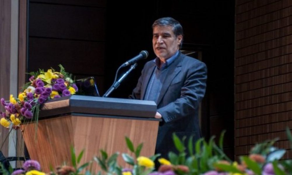 وزیر اقتصاد به سمنان سفر می کند/۶۰ طرح پیگیری می شوند
