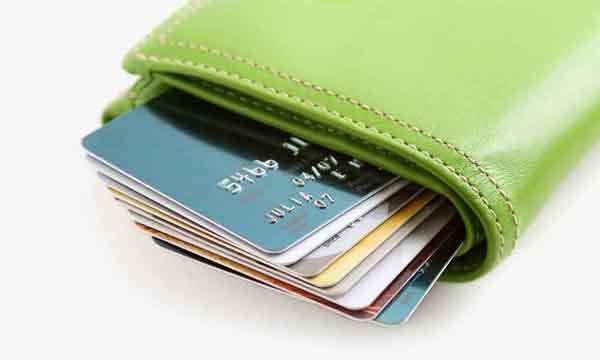 چرا کارت‌های بانکی تاریخ انقضا دارند؟