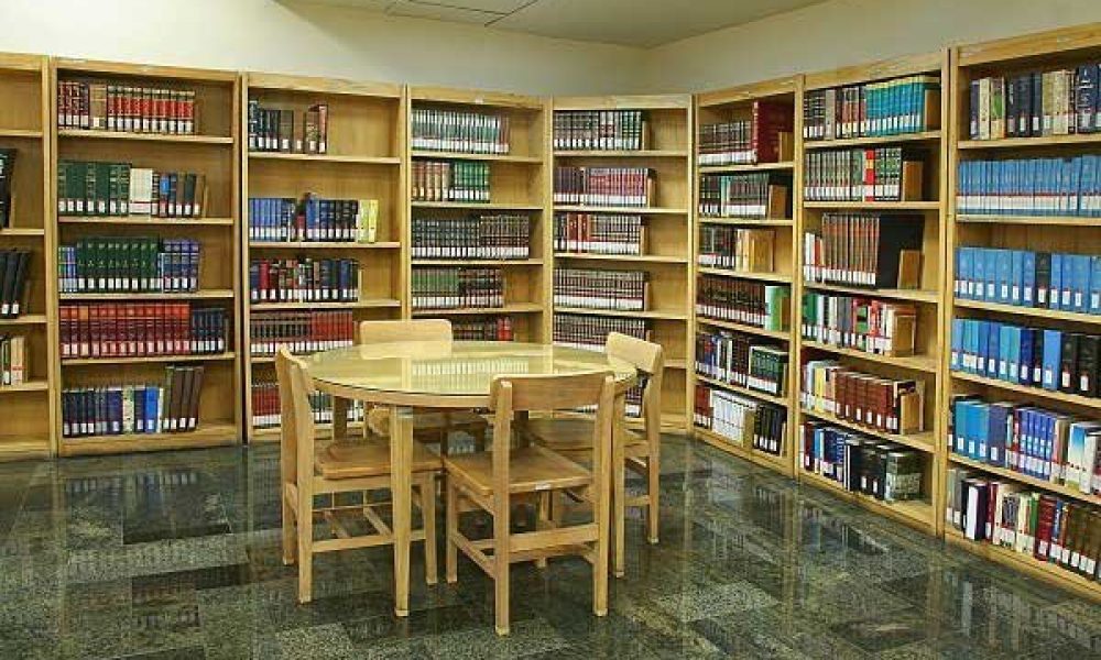 کتابخانه‌های برتراستان سمنان معرفی می شوند