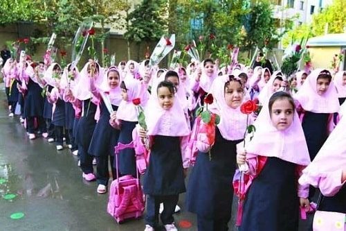 شکوفه های کلاس اولی به مدرسه رفتند