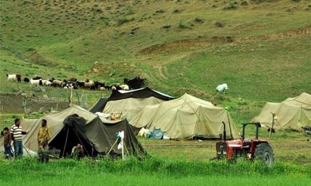 آب‌رسانی به عشایر استان سمنان با تانکر انجام می‌شود
